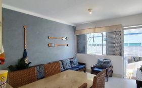 5E- Apartamento 2 Quartos com Ar Condicionado, internet, 1 Garagem, Beira mar - Praia do Tombo - Guarujá